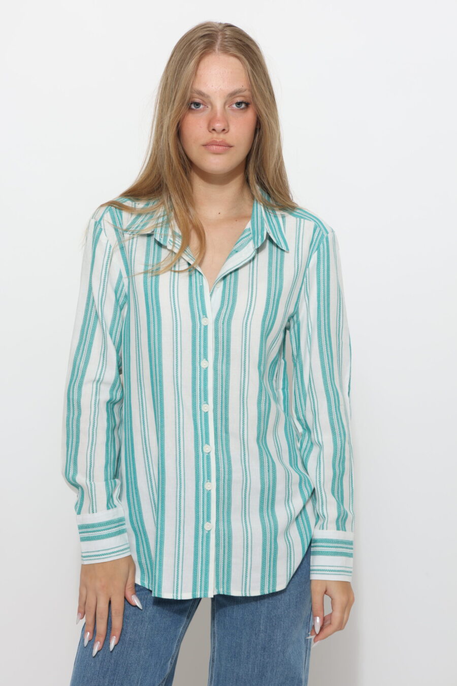 מכופתרת היילי ירוק