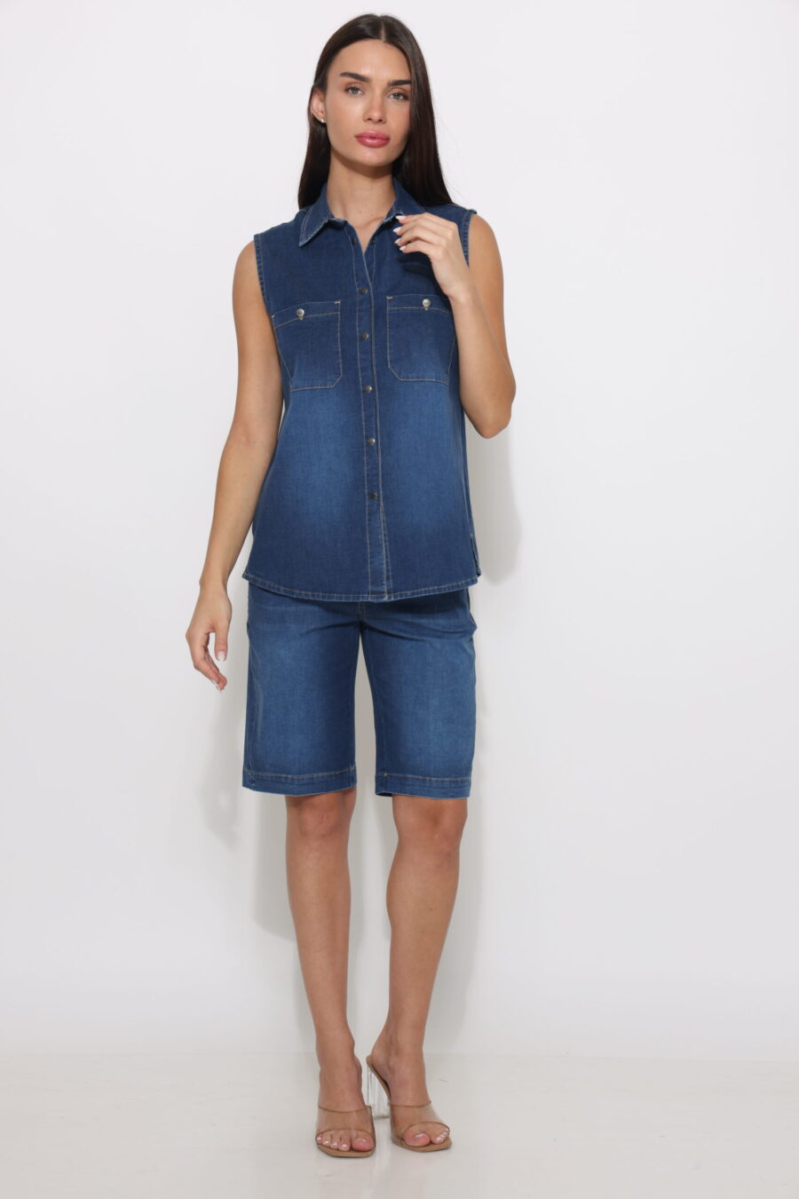 ג׳ינס מיכאלה