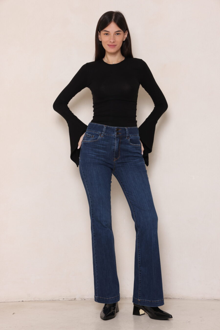 ג׳ינס אינגריד גוון אמצע