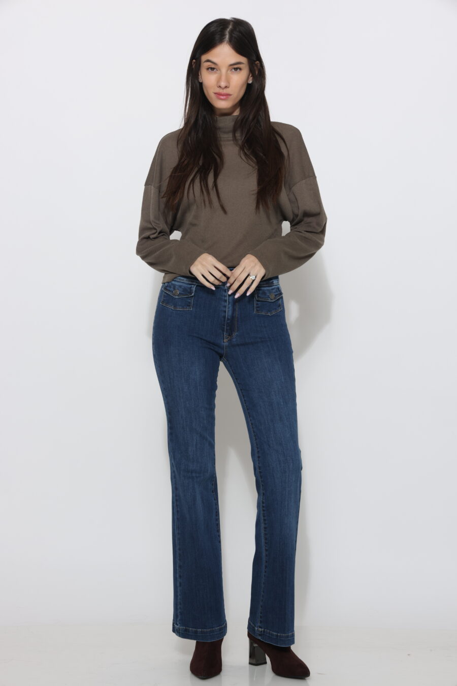 ג׳ינס ריבולי