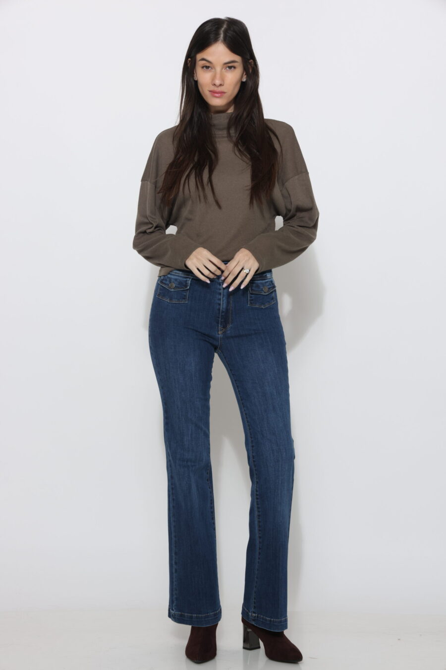 ג׳ינס ריבולי