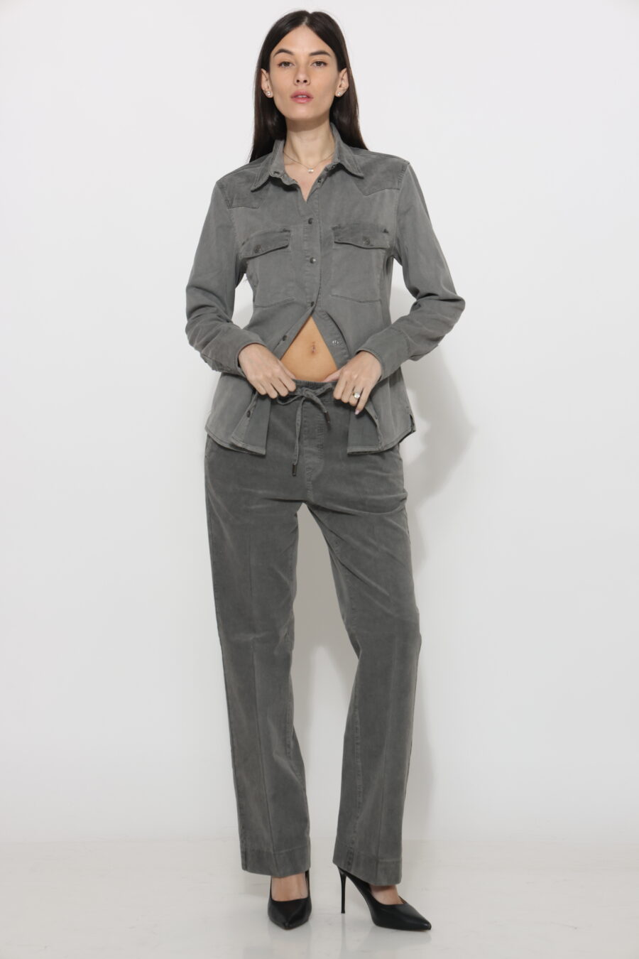 מכנסי בראד אפור