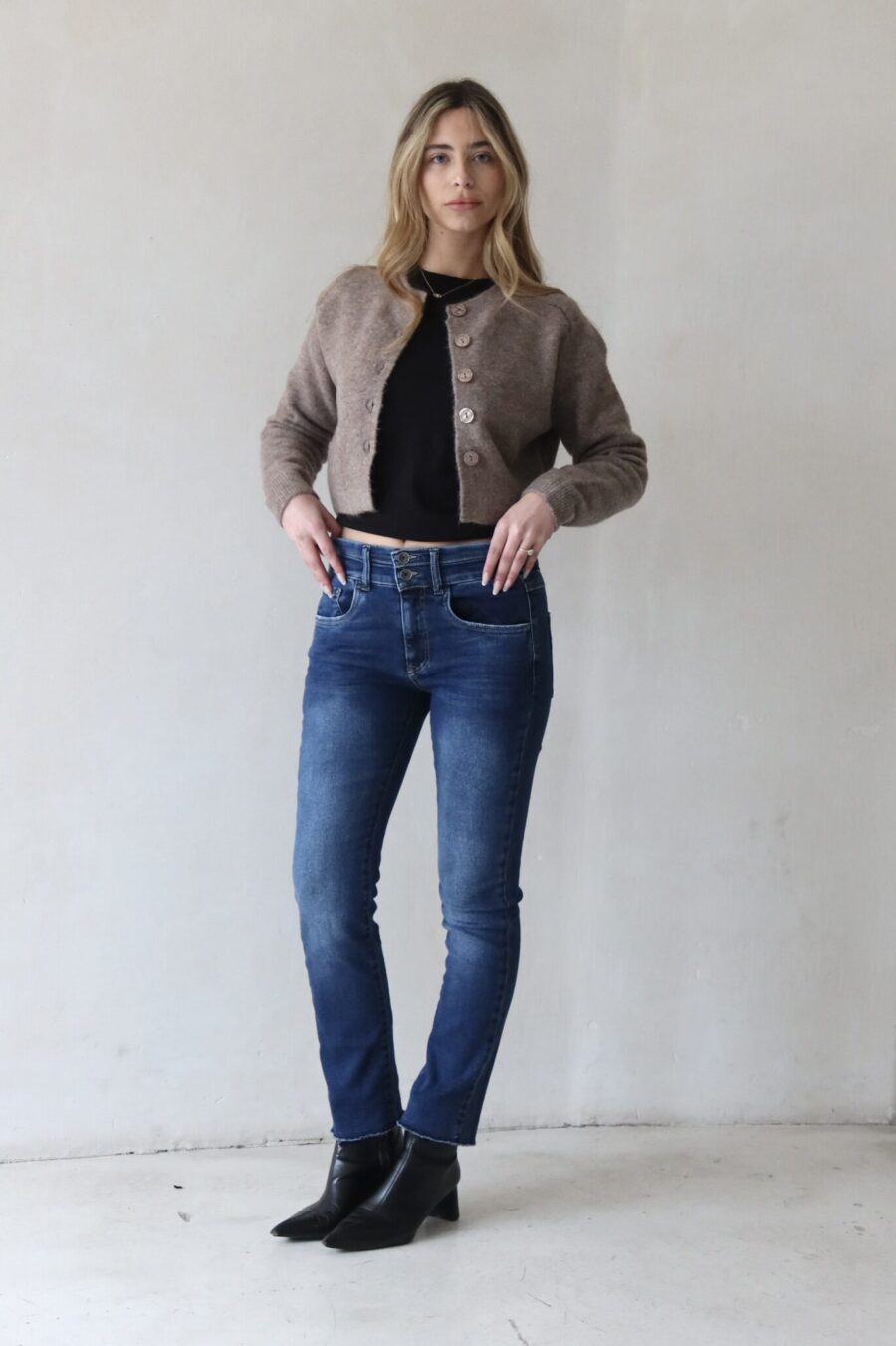 ג׳ינס ריינה