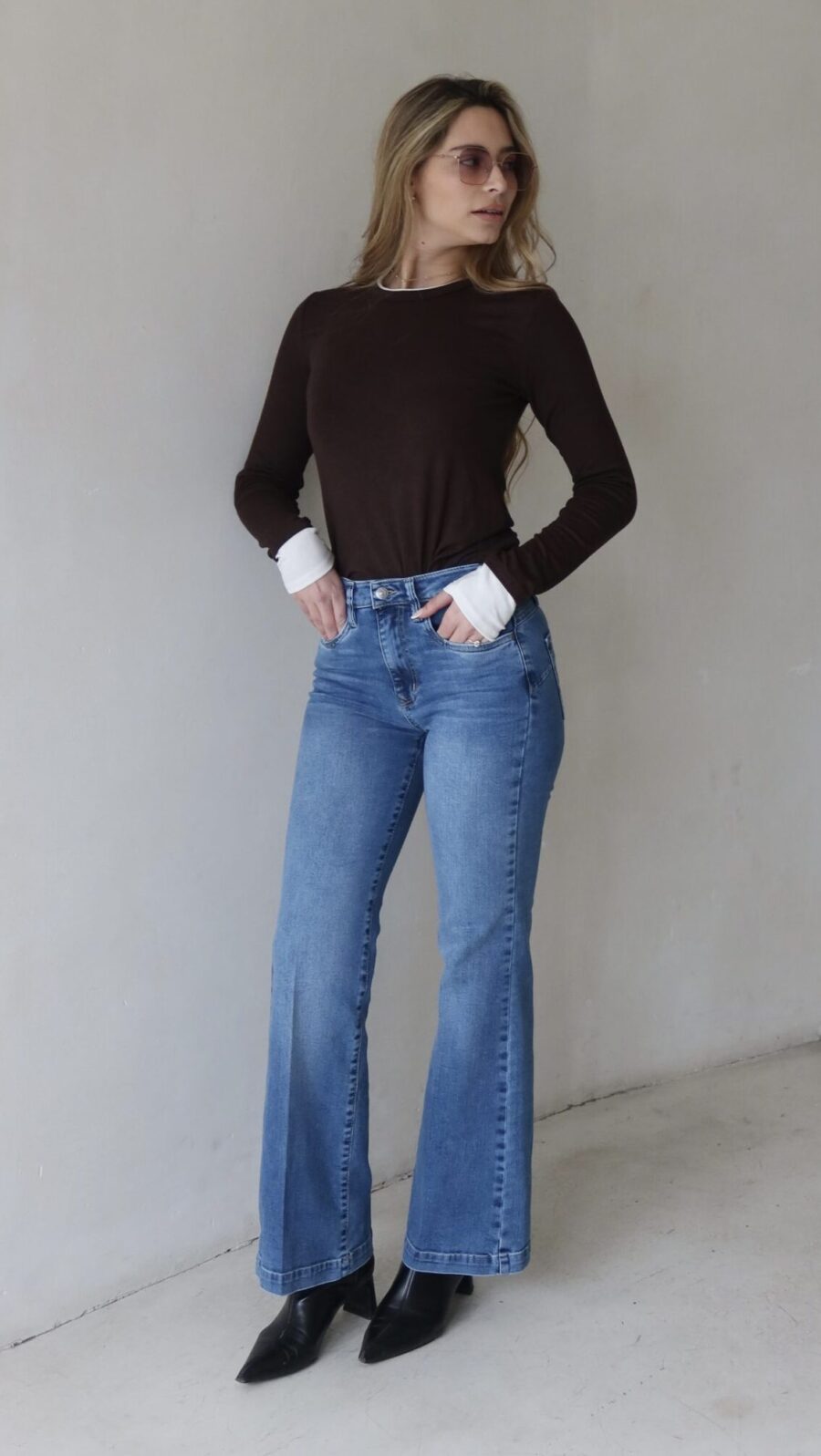 ג׳ינס קורל גוון בהיר