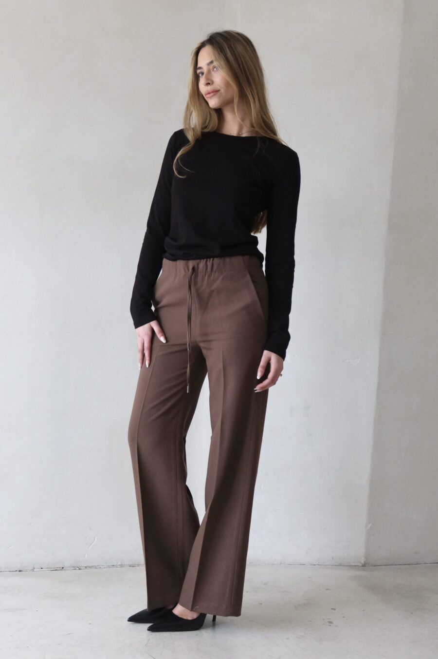 מכנס אסטוניה חום