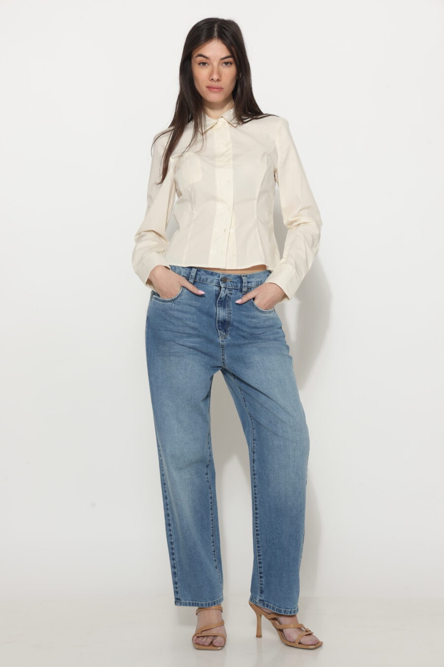 ג׳ינס באגי הייקר