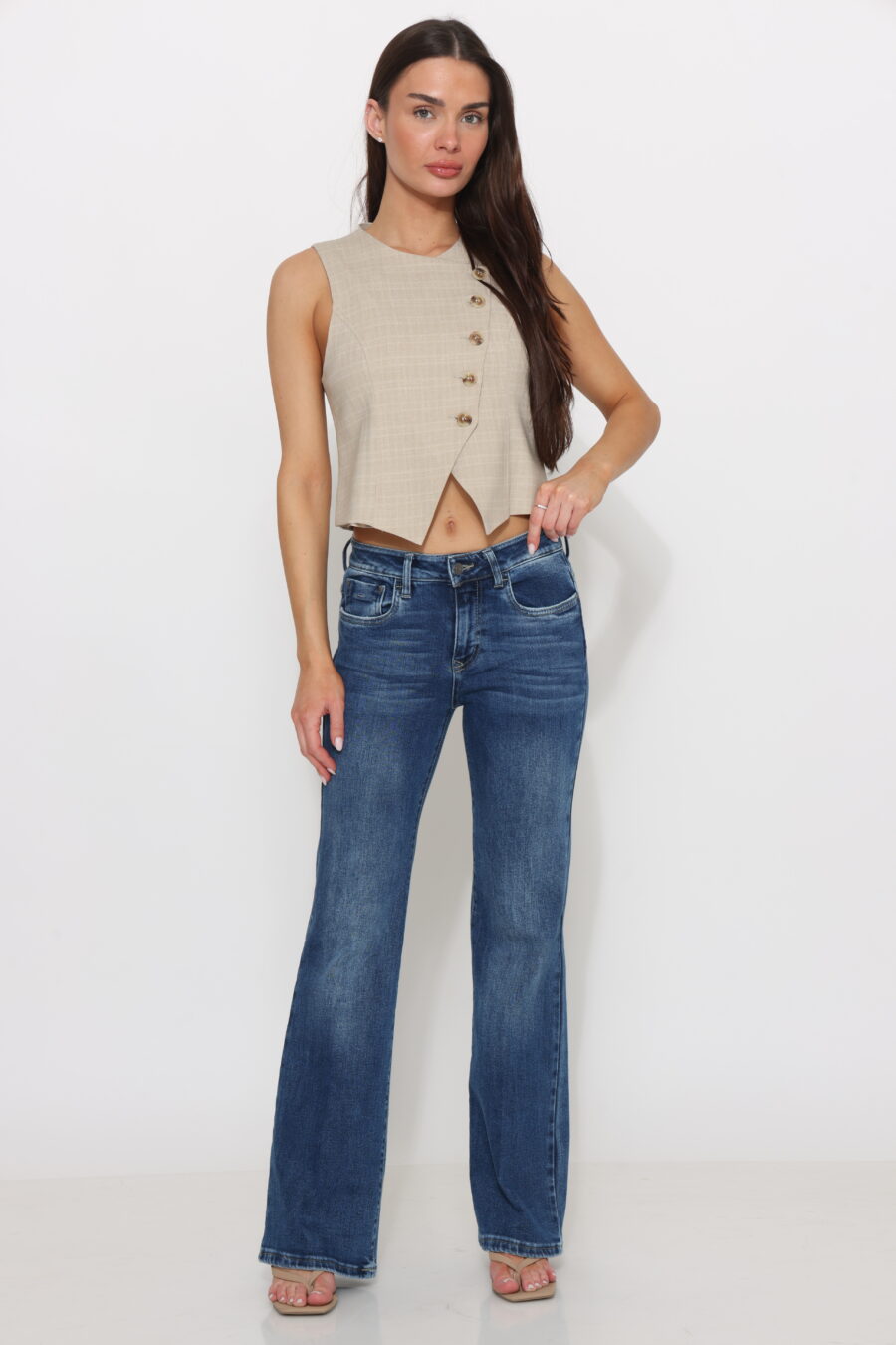 ג׳ינס פלומה